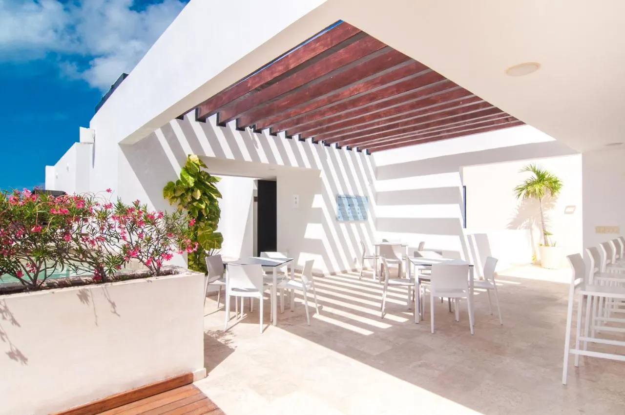 Kuxtal 3 Bedroom Downtown Apartment By Casago Playa del Carmen Messico